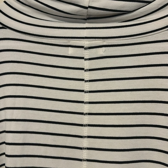 Hi-Low Liz Claiborne Top Sz XL - Picture 4 of 5